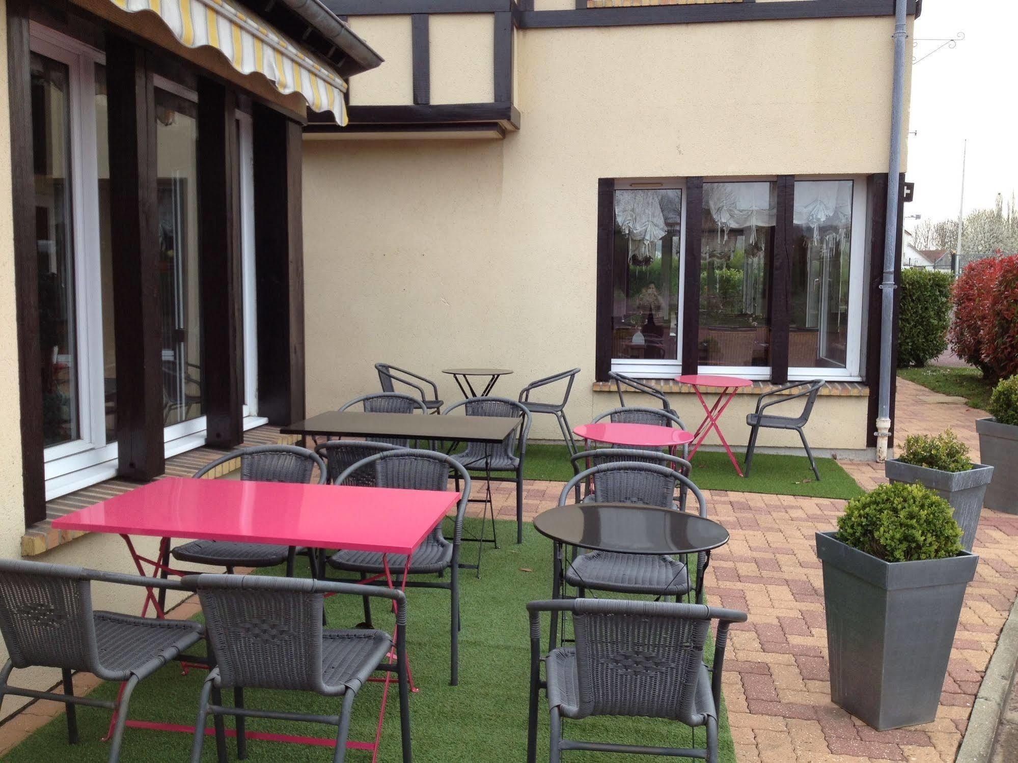 Hotel Restaurant Baryton Saint-Marcel  Exterior foto